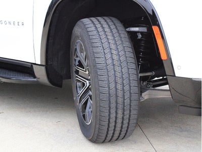 2026 Jeep Grand Wagoneer Base