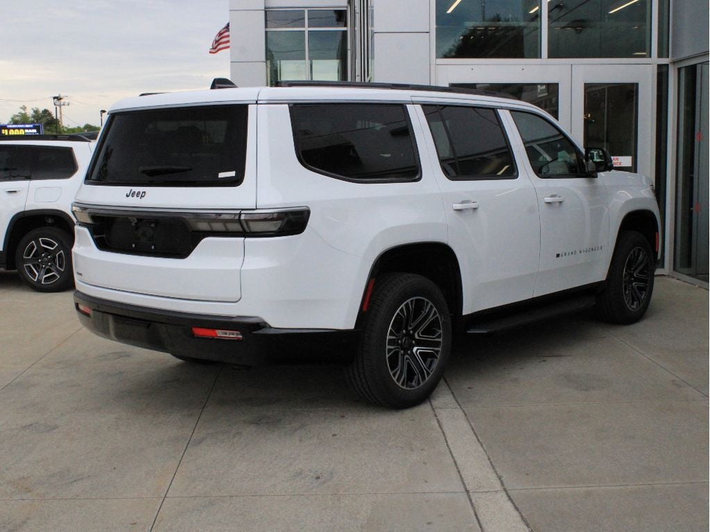 2026 Jeep Grand Wagoneer Base