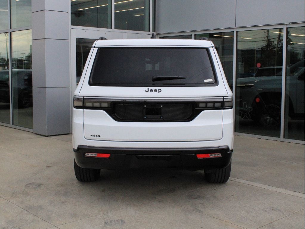 2026 Jeep Grand Wagoneer Base