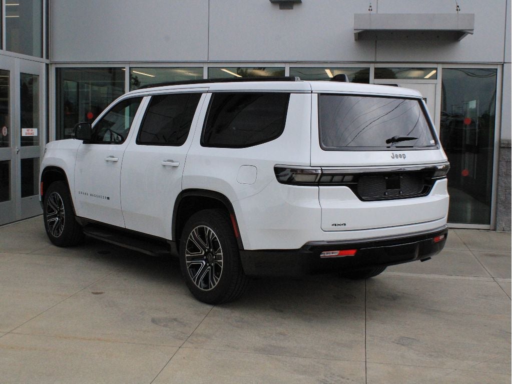 2026 Jeep Grand Wagoneer Base