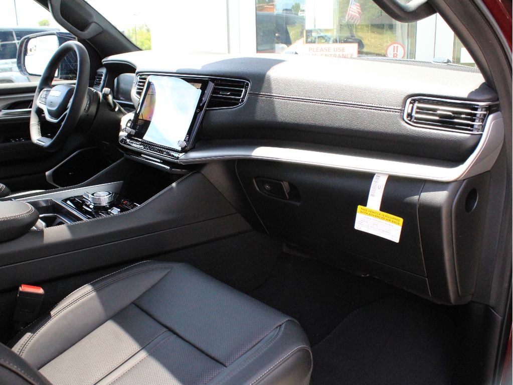 2026 Jeep Grand Wagoneer Upland