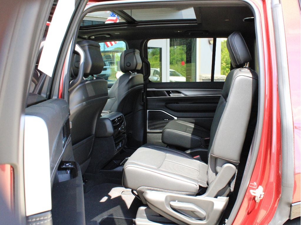 2026 Jeep Grand Wagoneer Upland