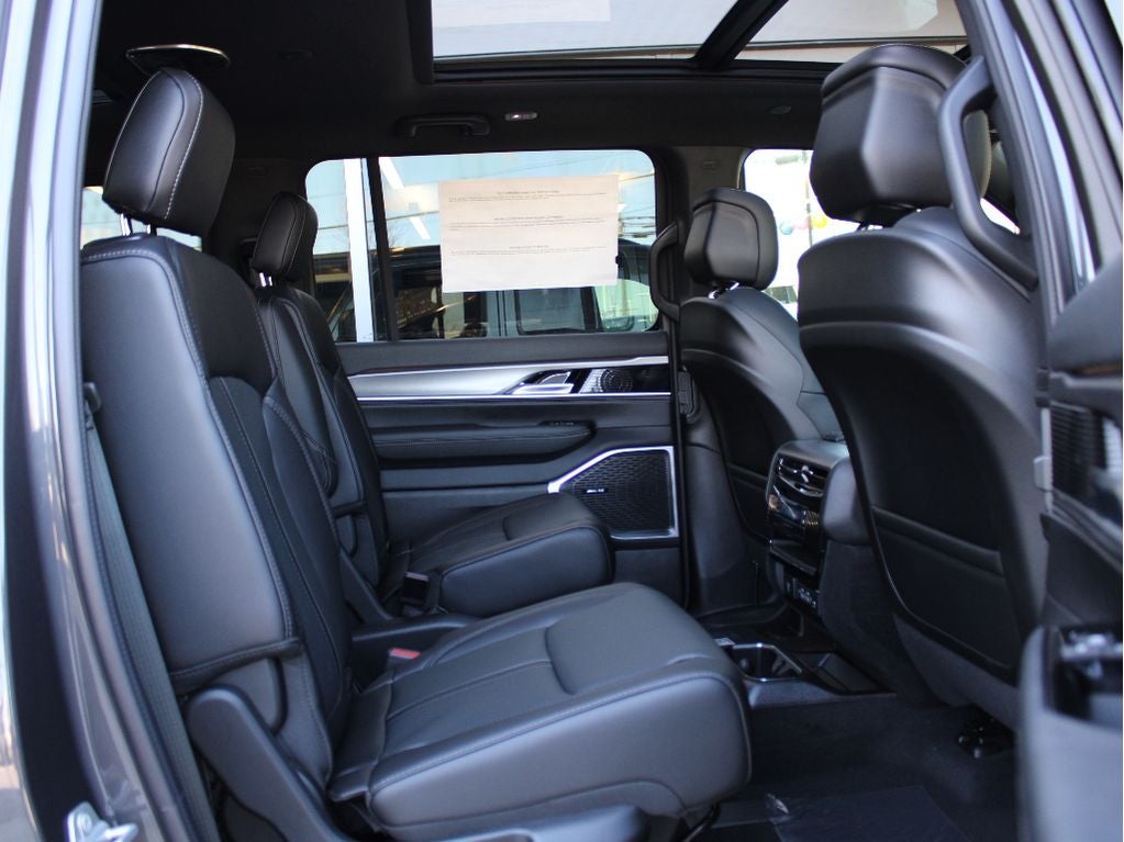 2026 Jeep Grand Wagoneer Upland