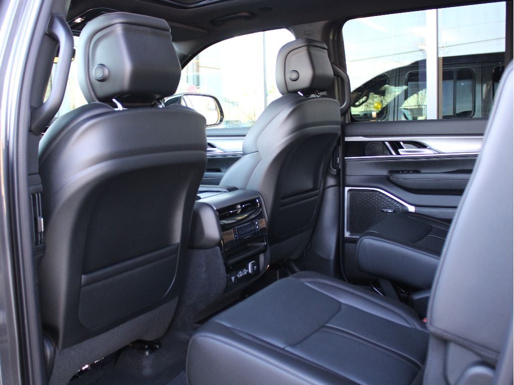 2026 Jeep Grand Wagoneer Upland