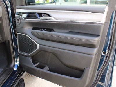 2026 Jeep Grand Wagoneer Base