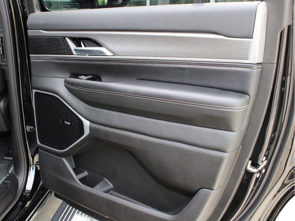 2026 Jeep Grand Wagoneer Limited Altitude
