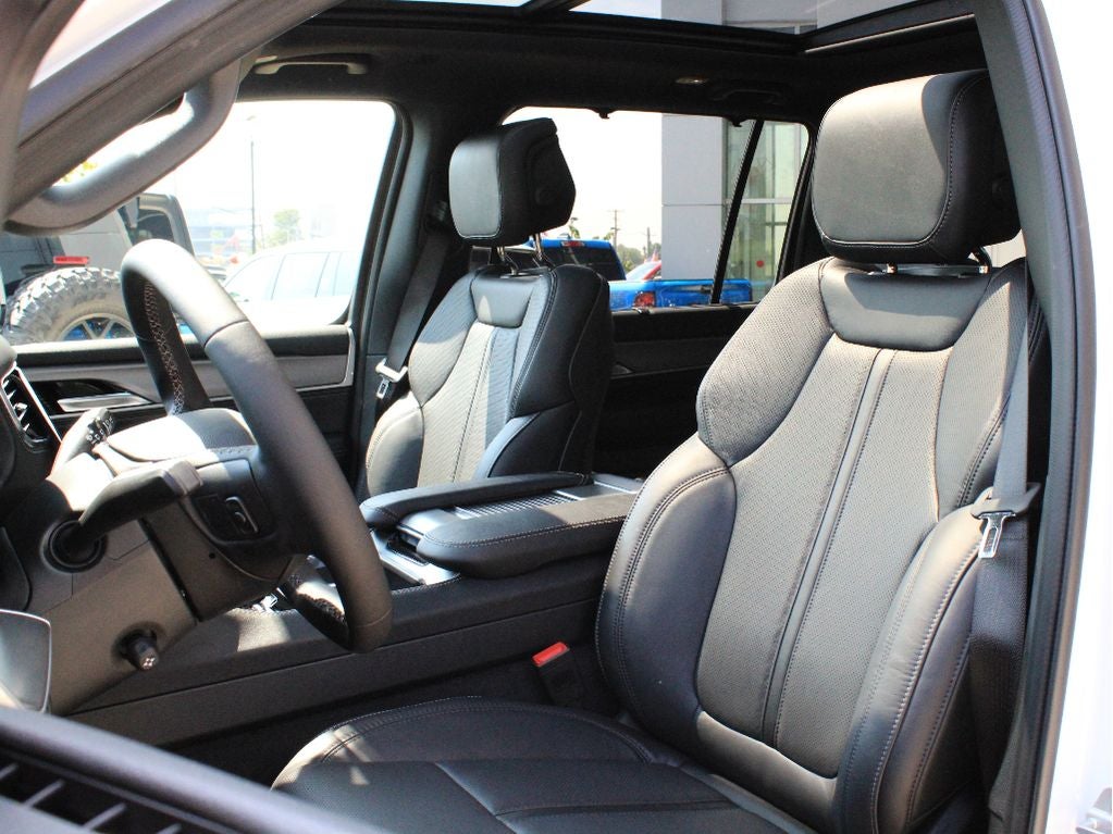 2026 Jeep Grand Wagoneer Limited Reserve
