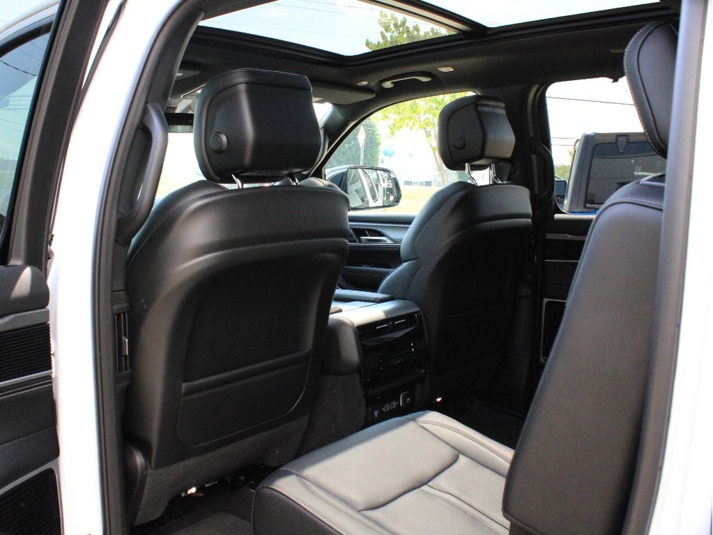2026 Jeep Grand Wagoneer Limited Reserve