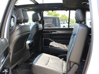 2026 Jeep Grand Wagoneer Limited Reserve