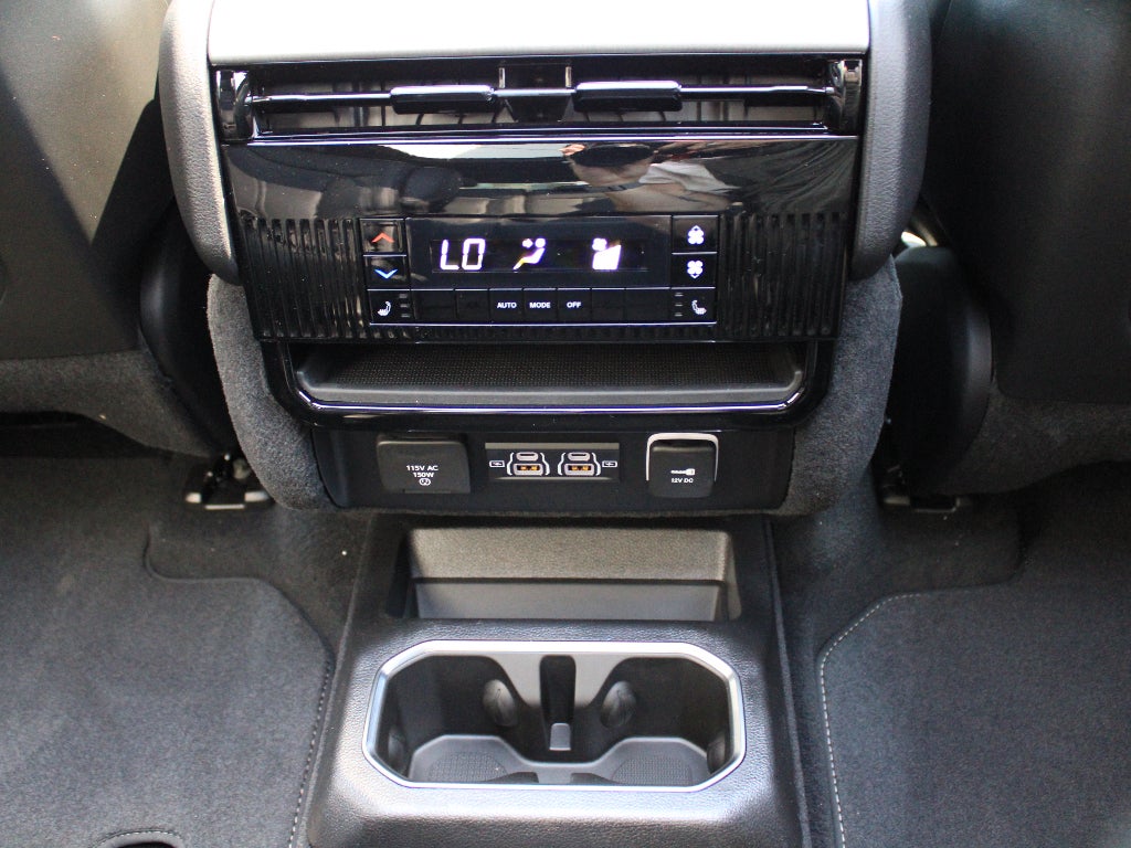 2026 Jeep Grand Wagoneer Limited Reserve