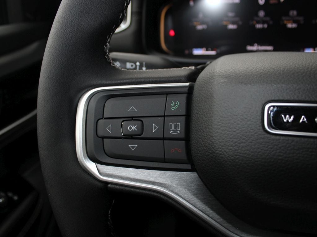 2025 Jeep Wagoneer Series II Carbide