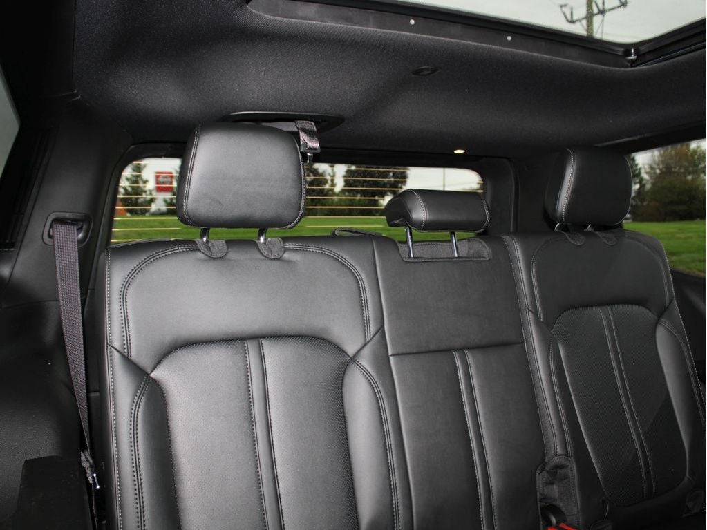 2025 Jeep Wagoneer Series II Carbide