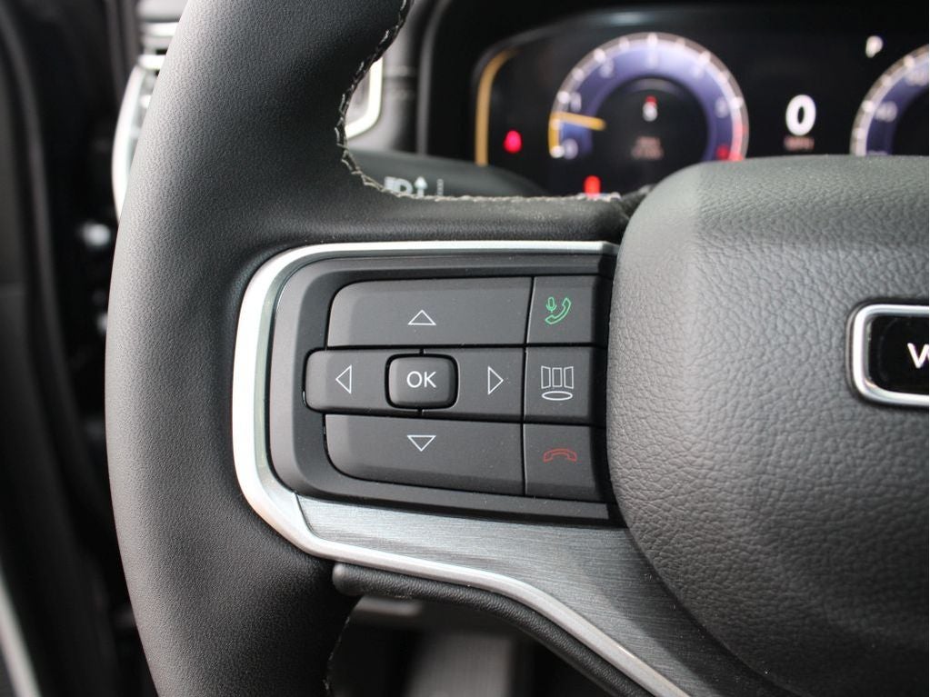 2025 Jeep Wagoneer Series II Carbide