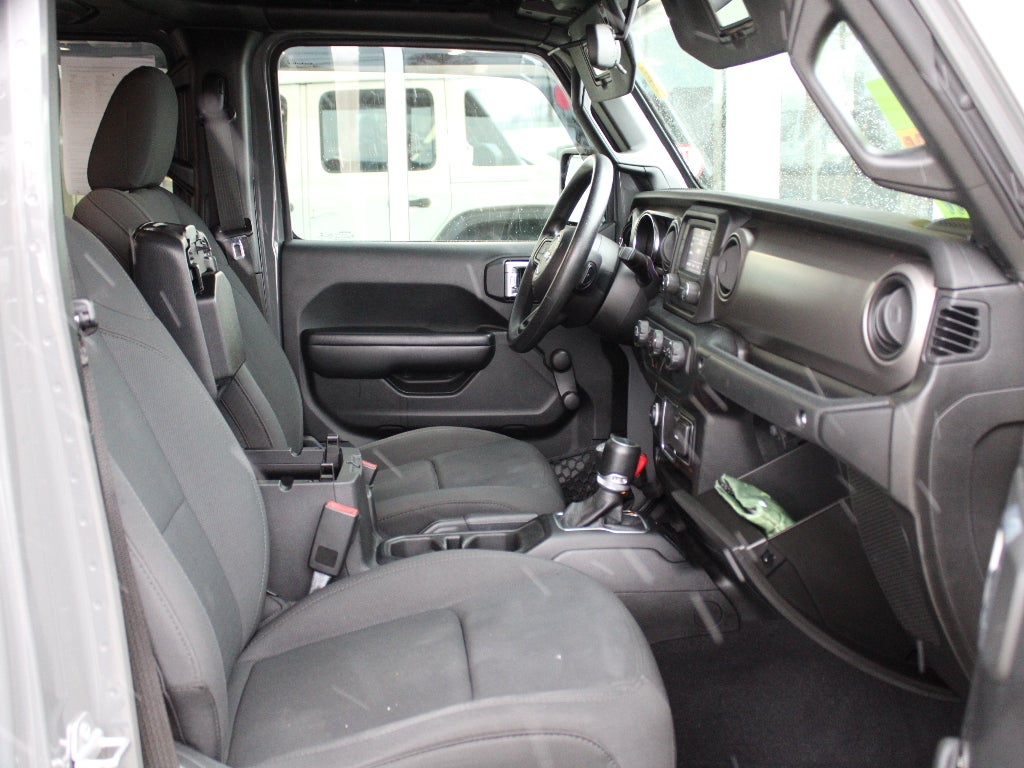 2021 Jeep Gladiator Willys Sport