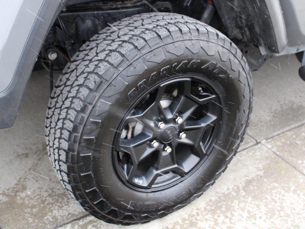 2021 Jeep Gladiator Willys Sport