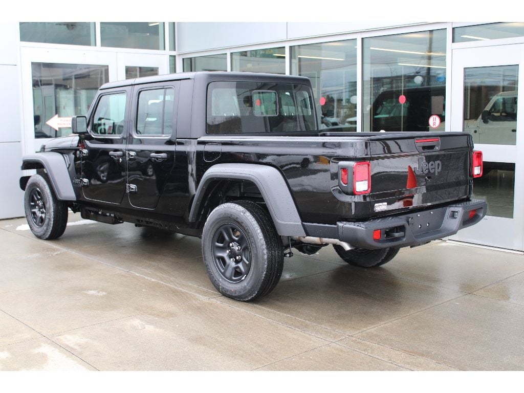 2026 Jeep Gladiator Sport