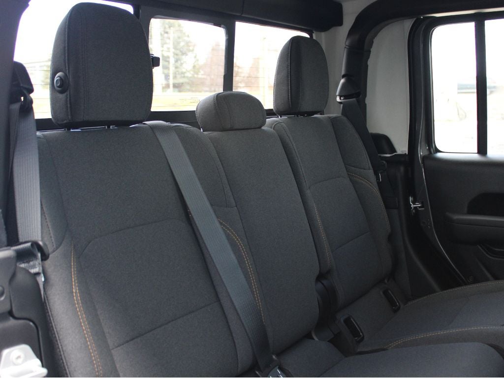 2026 Jeep Gladiator Sport S