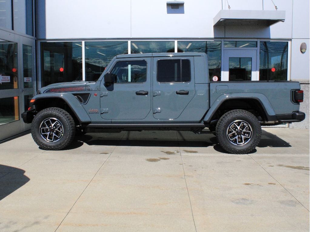 2026 Jeep Gladiator Shadow Ops