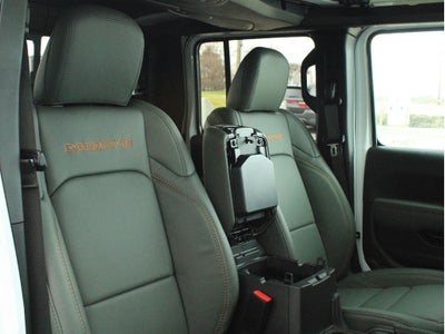 2026 Jeep Gladiator Mojave X