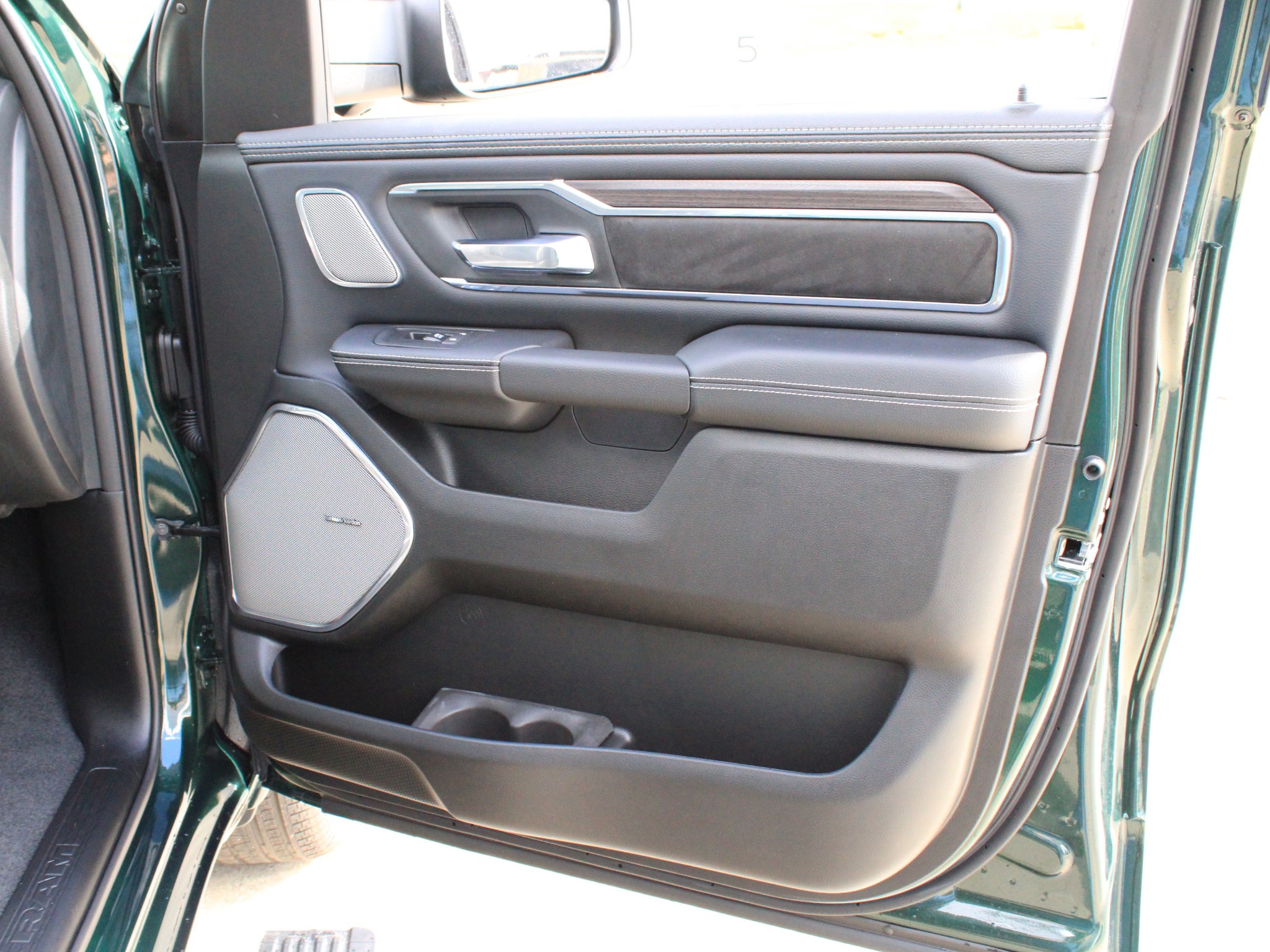 2027 RAM 1500 Laramie