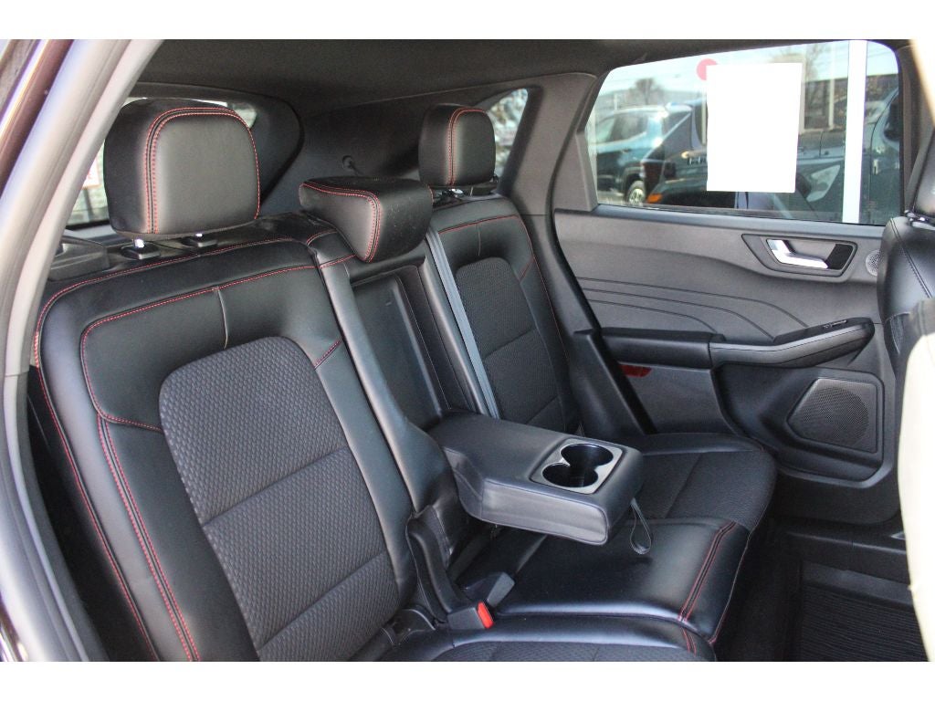 2023 Ford Escape ST-Line Select