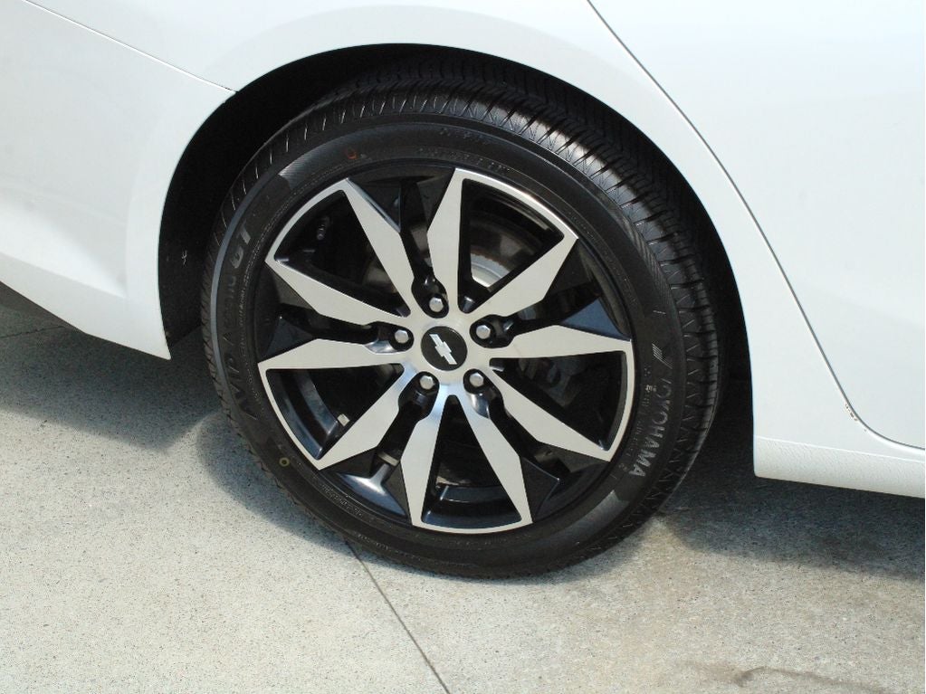 2017 Chevrolet Malibu LT