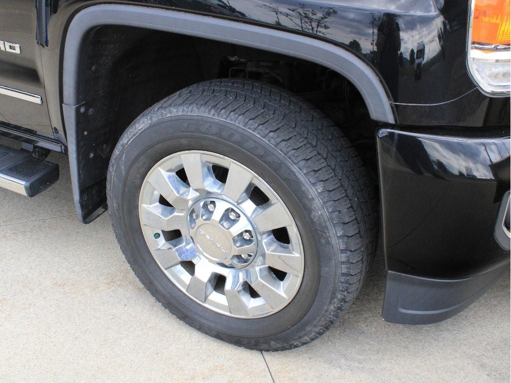 2016 GMC Sierra Denali