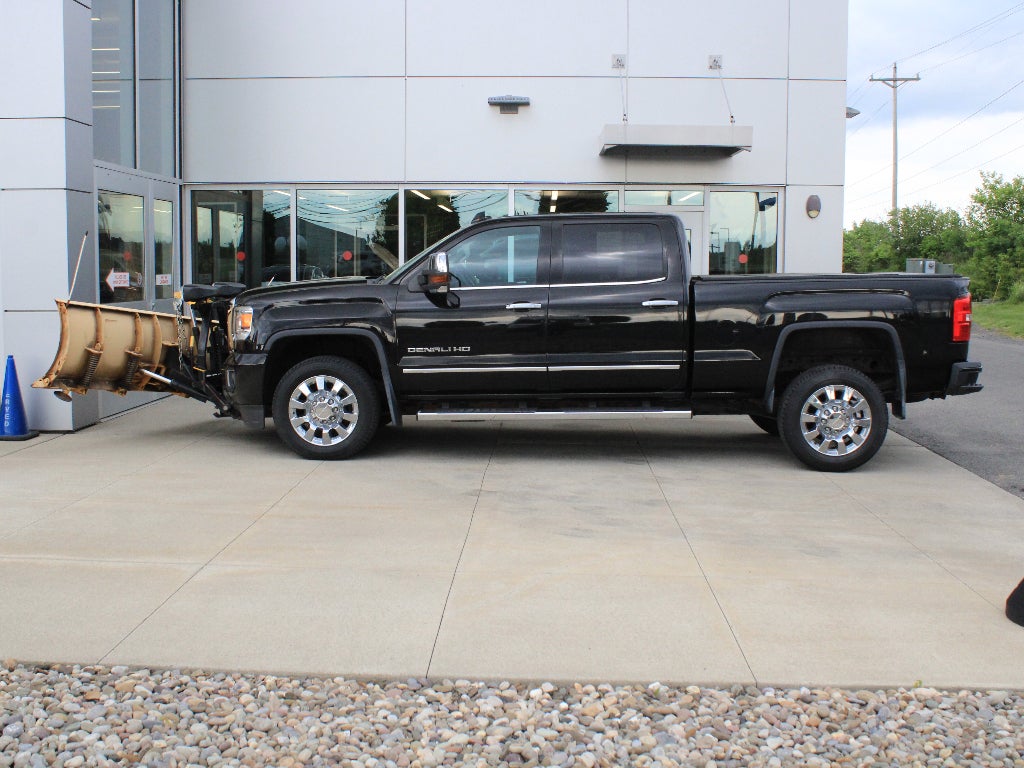 2016 GMC Sierra Denali