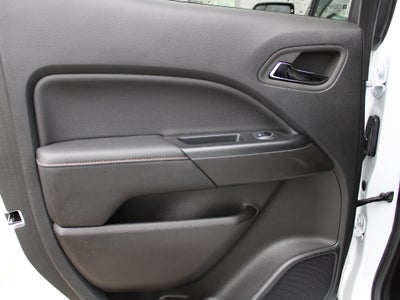 2022 GMC Canyon 4WD AT4 w/Cloth