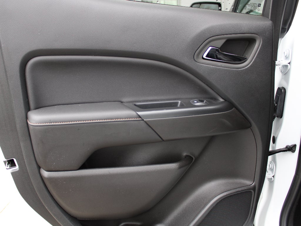 2022 GMC Canyon 4WD AT4 w/Cloth