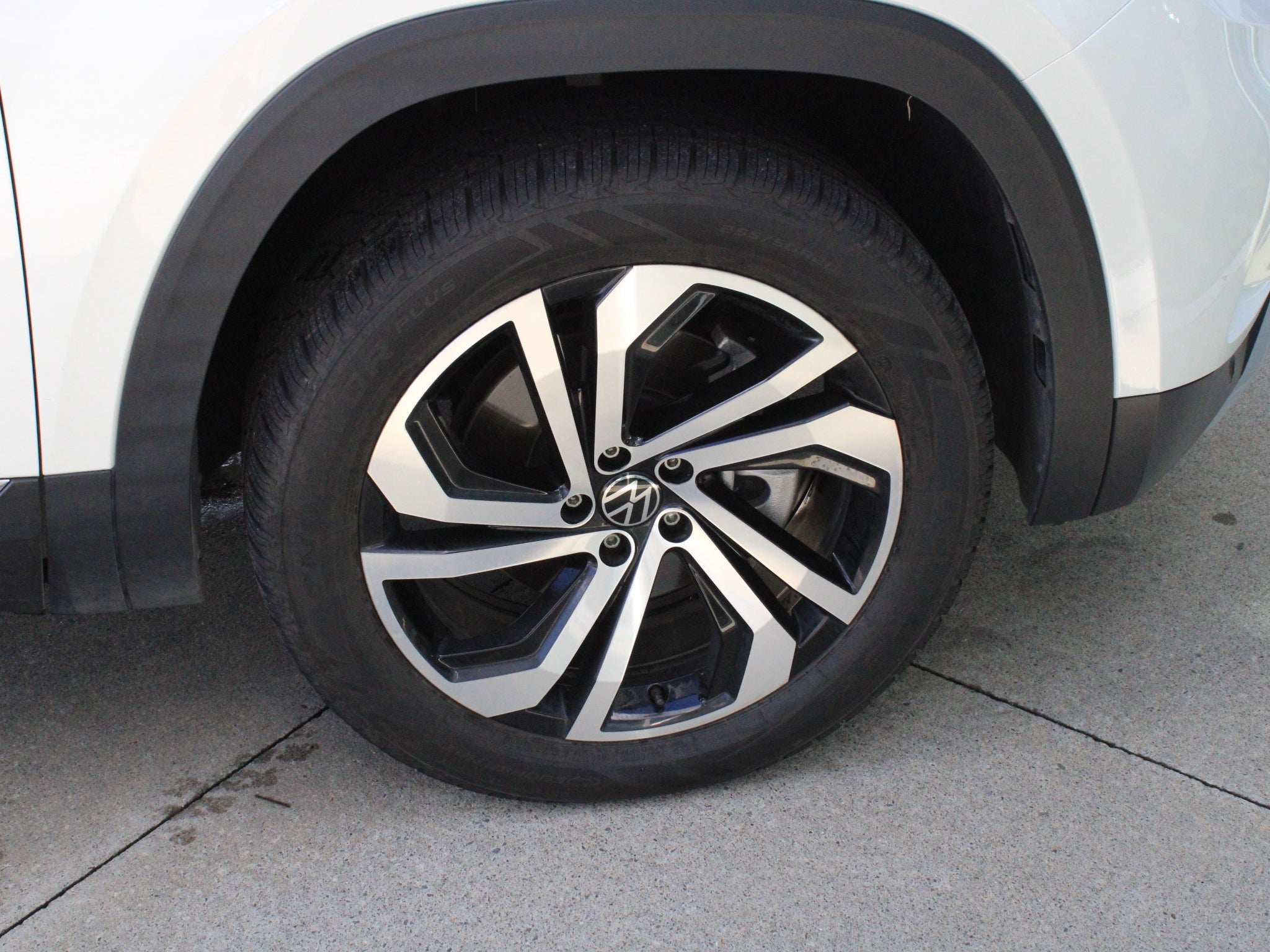2023 Volkswagen Atlas 3.6L V6 SEL