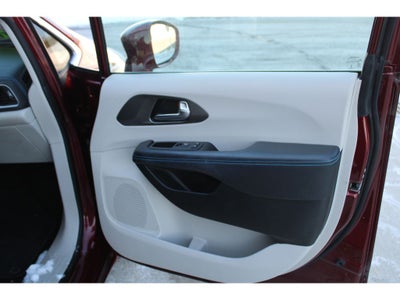 2021 Chrysler Pacifica Touring