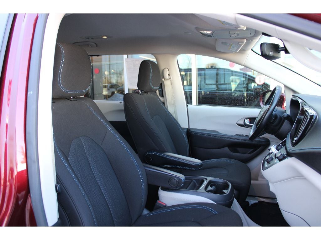 2021 Chrysler Pacifica Touring