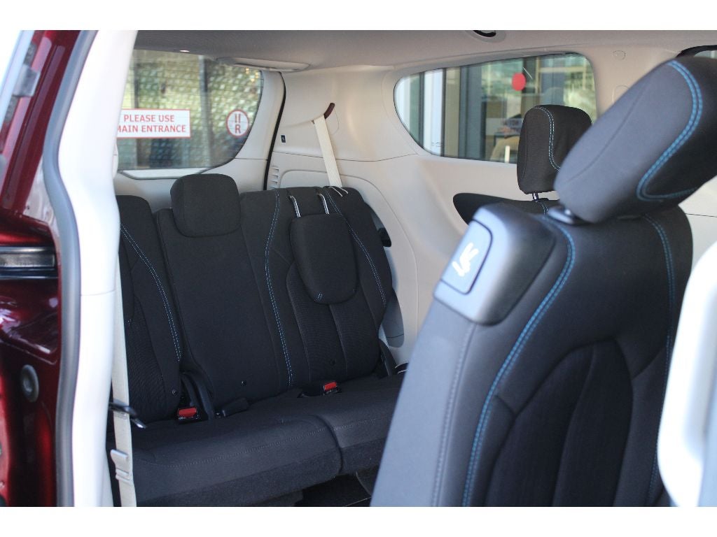 2021 Chrysler Pacifica Touring