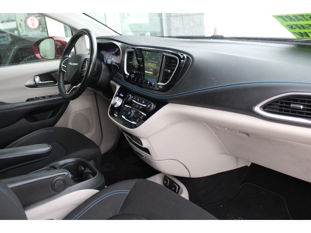 2021 Chrysler Pacifica Touring