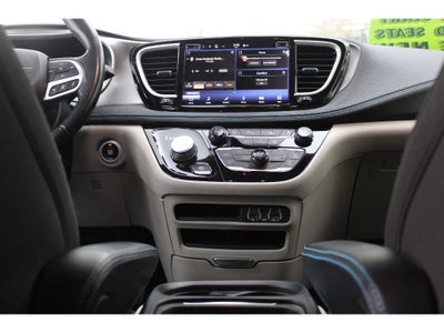 2021 Chrysler Pacifica Touring