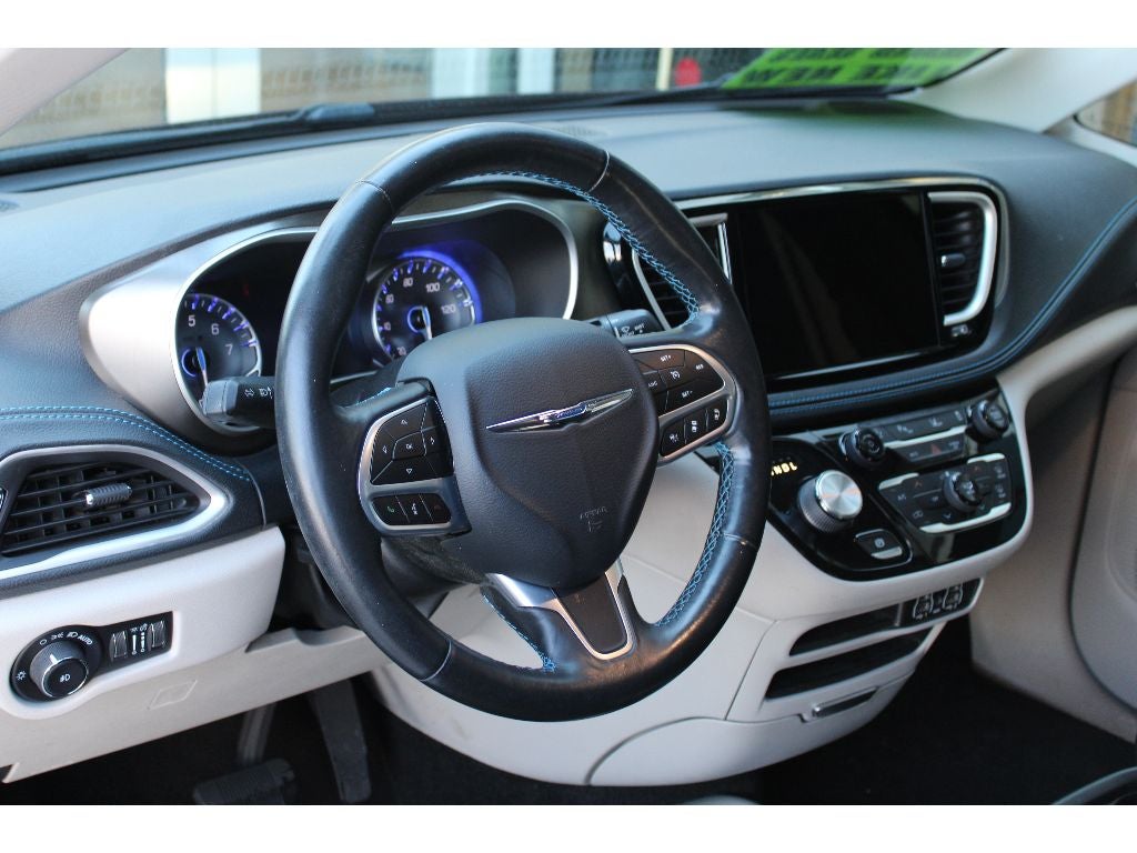 2021 Chrysler Pacifica Touring