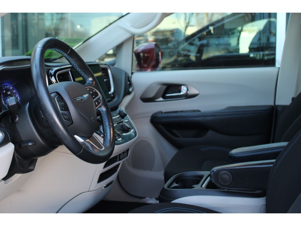 2021 Chrysler Pacifica Touring