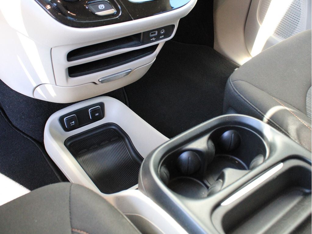 2020 Chrysler Pacifica Touring