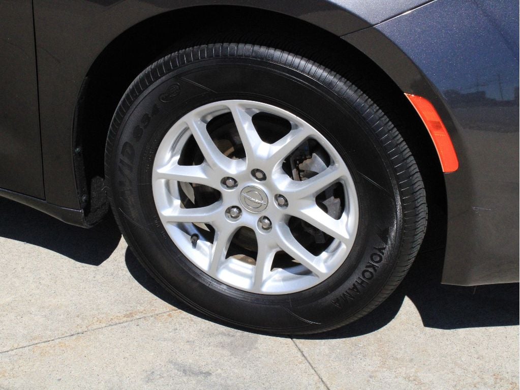 2020 Chrysler Pacifica Touring
