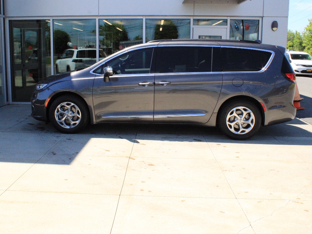 2022 Chrysler Pacifica Limited