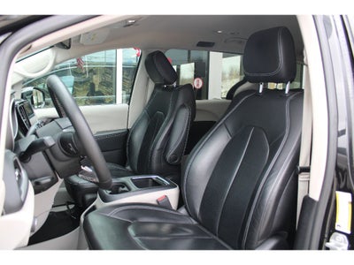 2022 Chrysler Pacifica Hybrid Hybrid Touring L