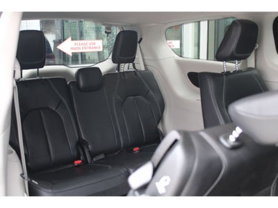 2022 Chrysler Pacifica Hybrid Hybrid Touring L