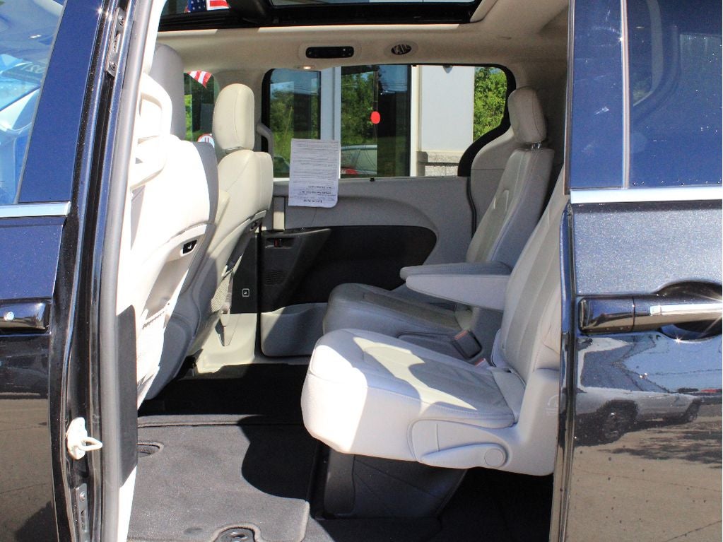 2021 Chrysler Pacifica Touring L