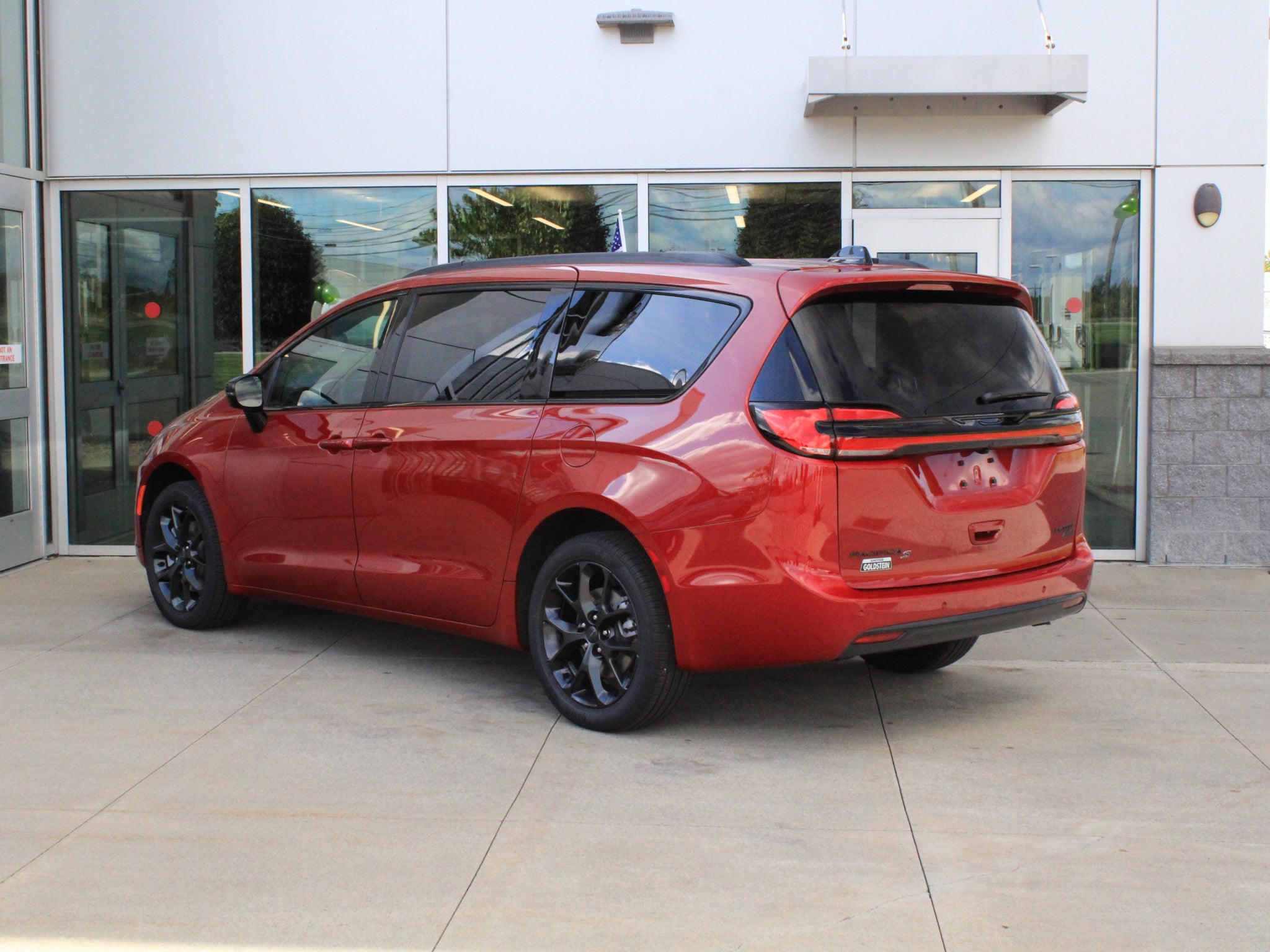 2027 Chrysler Pacifica Limited