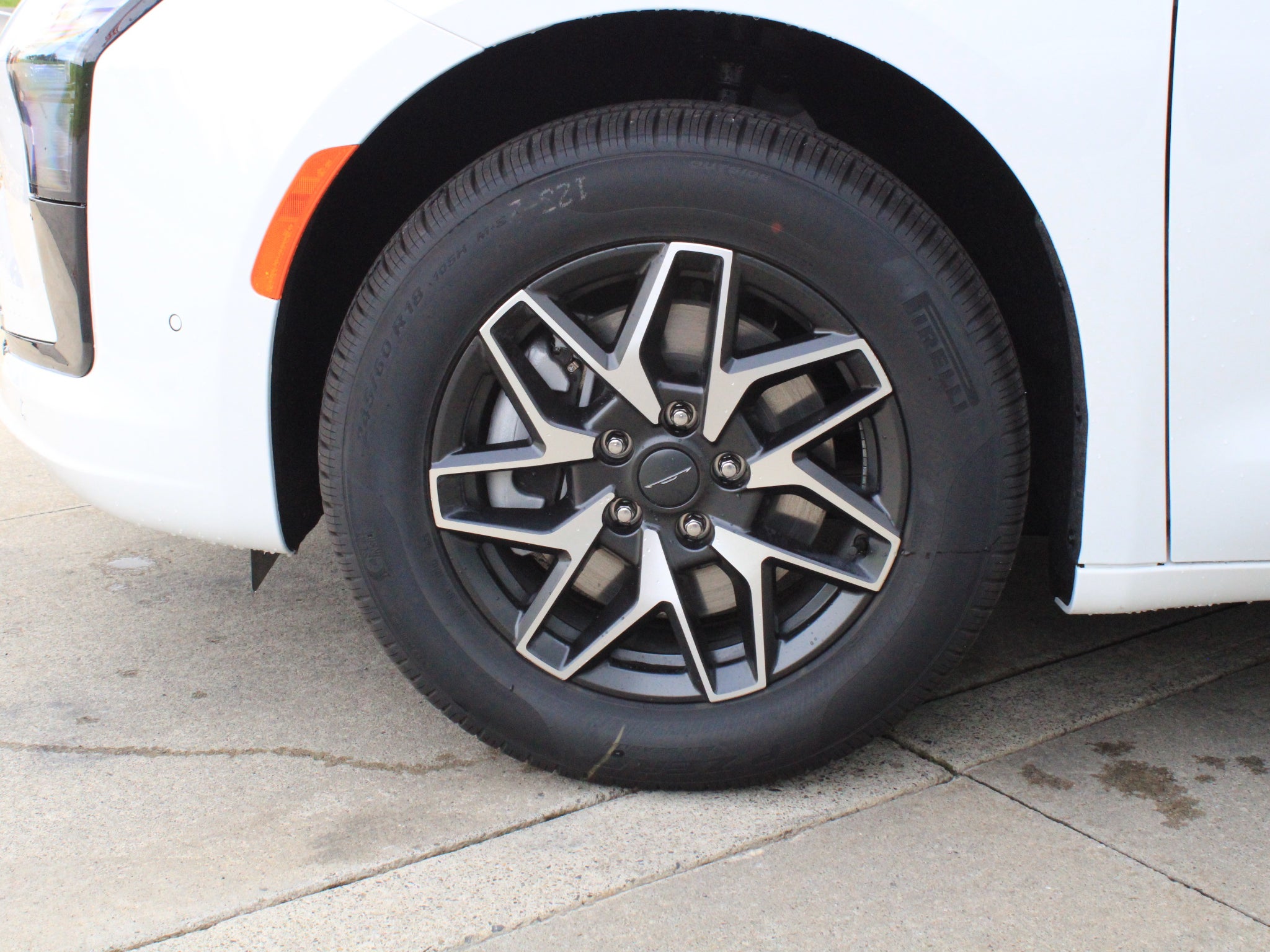 2027 Chrysler Pacifica Limited