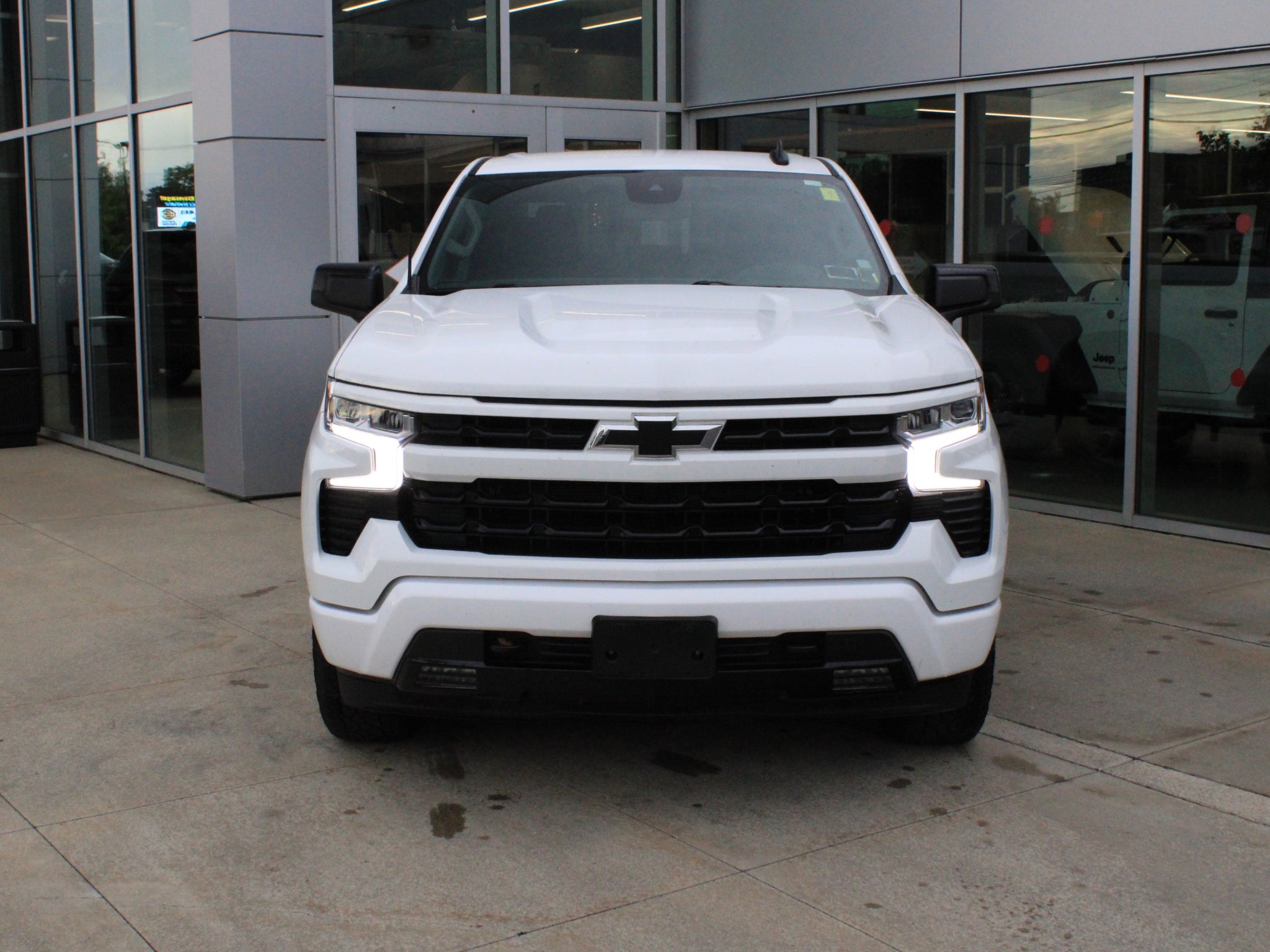 2023 Chevrolet Silverado RST