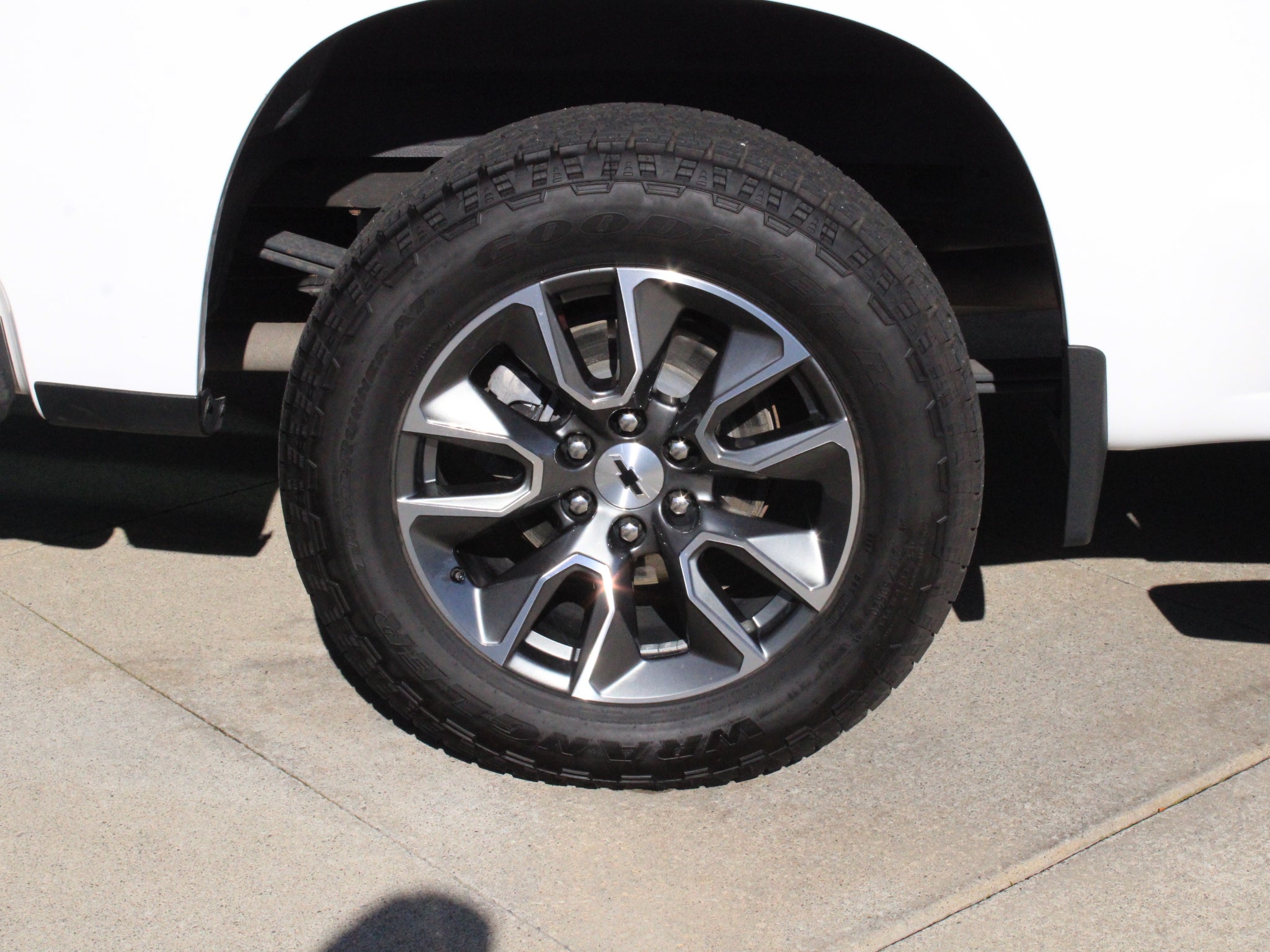 2023 Chevrolet Silverado RST