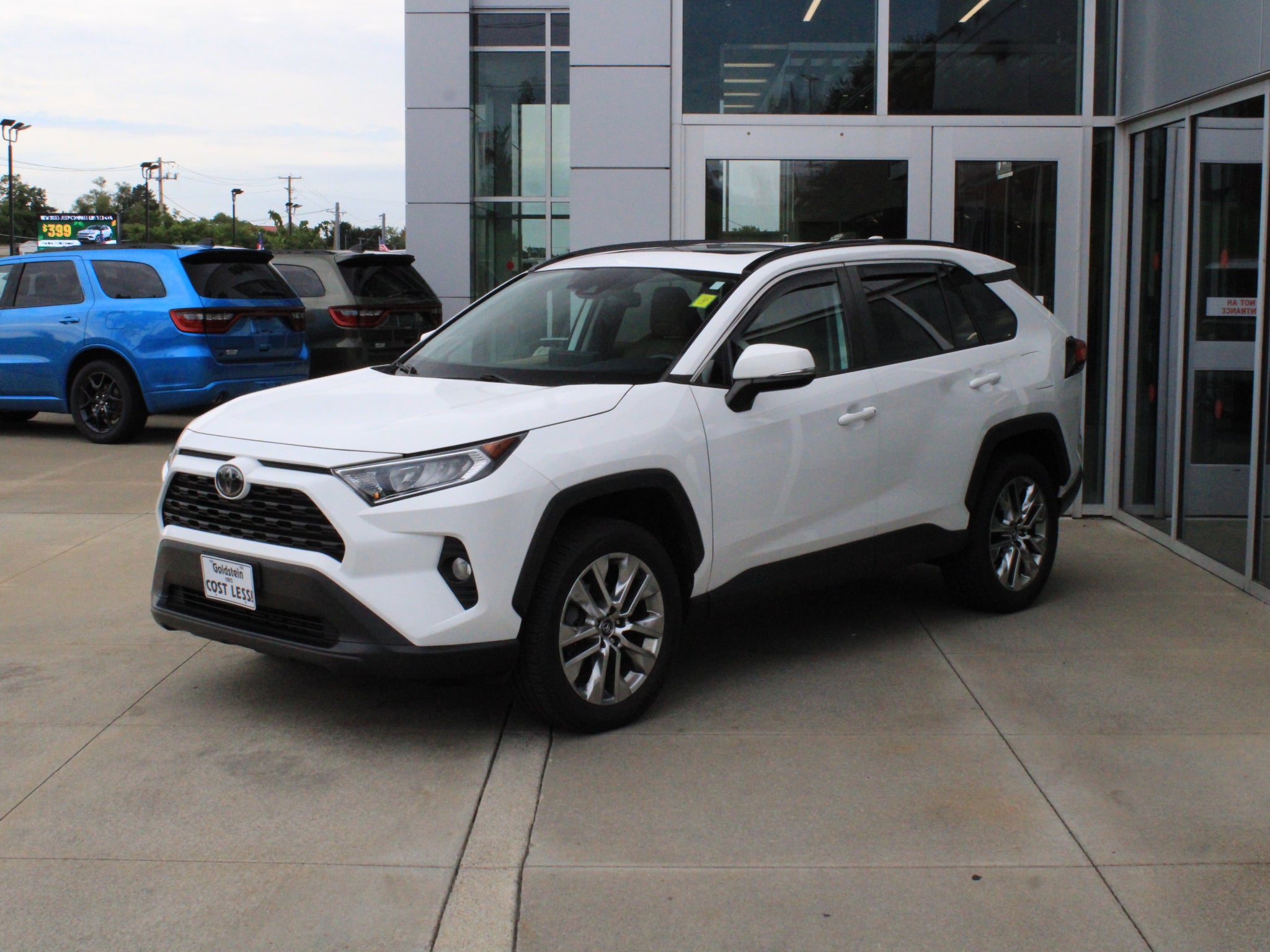 2020 Toyota RAV4 XLE Premium