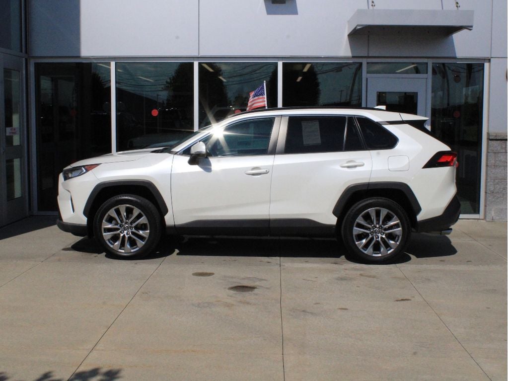 2021 Toyota RAV4 XLE Premium